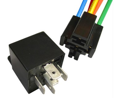 CHANGE-OVER RELAY &amp; PIGTAIL 5 PIN SPDT W/RESISTOR &amp; BRACKET 12V 30-40 AMP 1 SET